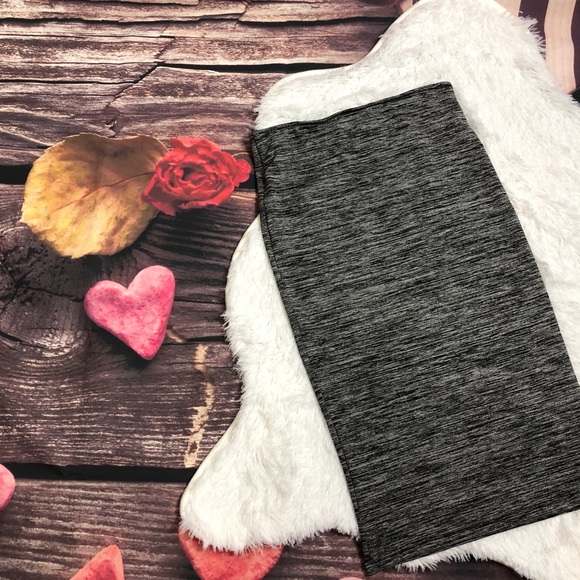 Zara Dresses & Skirts - zara trafaluc pencil skirt